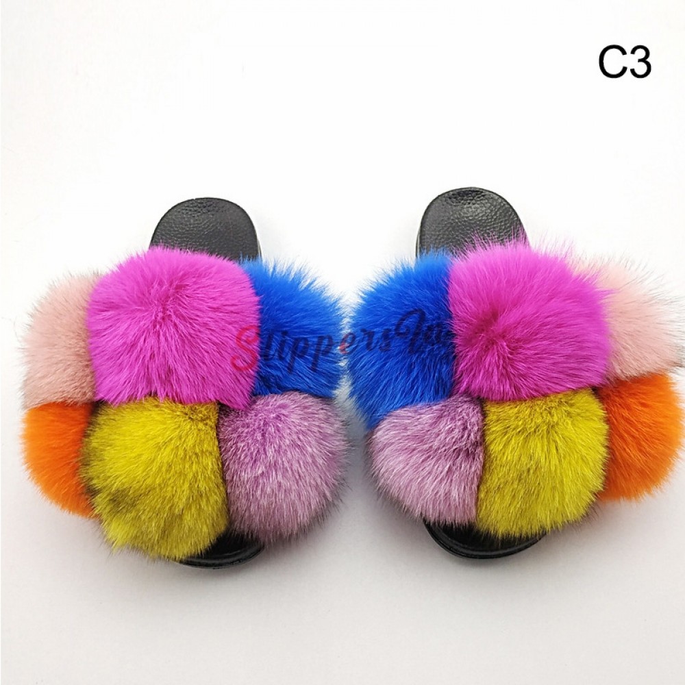 slippers with fur pom pom